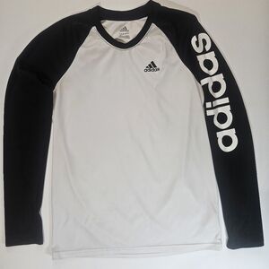 Adidas T-shirt Boys Large White Black Logo Athletic Casual‎ Essential Athleisure